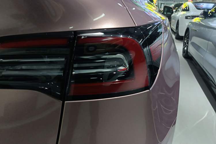 Used Tesla Model Y 2024 Rear-Wheel-Drive Version