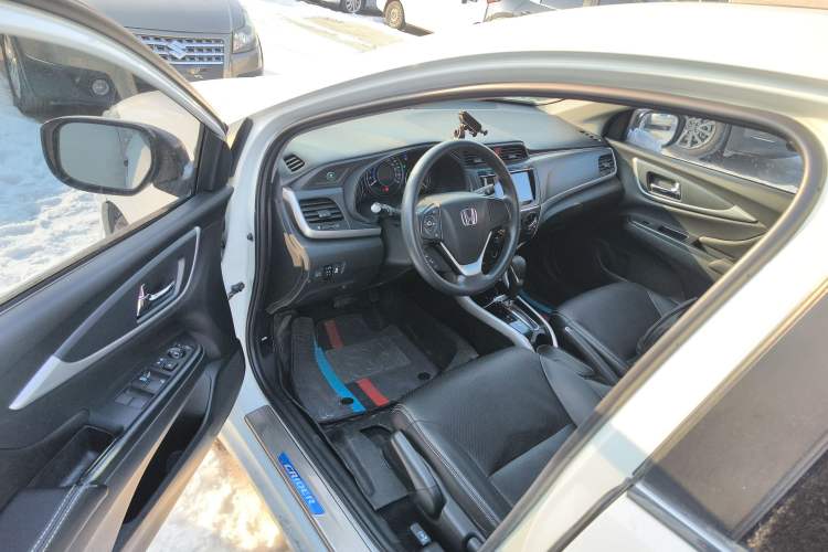 Used Honda Crider 2016 1.8L CVT Luxury Edition
