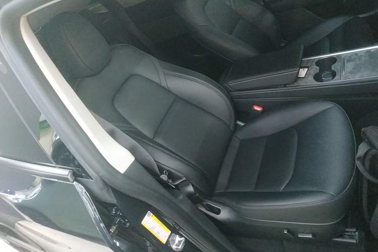 Used Tesla Model Y 2024 Rear-Wheel-Drive Version