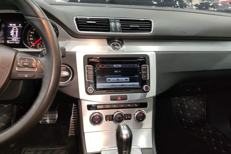 Used Volkswagen FAW-Volkswagen CC 2016 1.8TSI Prestige Model