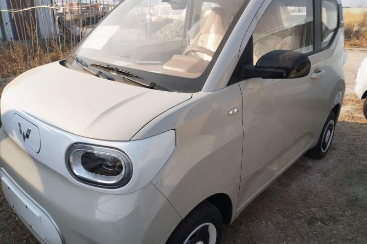 Used Wuling Hongguang MINIEV 2024 3rd Generation 215km Youth Edition
