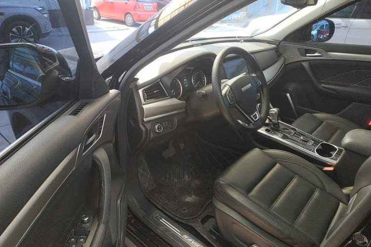 Used Haval H7 2016 Blue-Label H7 2.0T Automatic Luxury Model