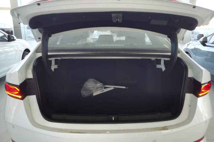 Used BYD Qin PLUS 2025 DM-i Smart Drive 55KM Leading Model