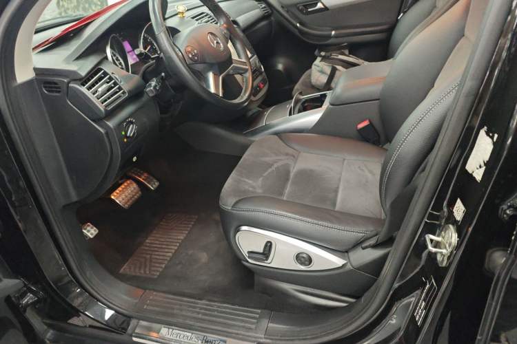 Used Mercedes-Benz R-Class 2014 R 320 4MATIC Business Model
