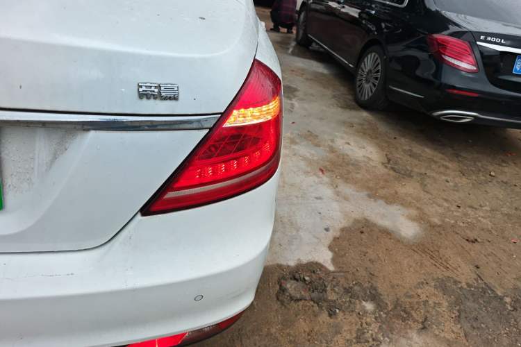 Used Geely Auto Emgrand 2016 Sedan 1.5L Manual Luxury Model