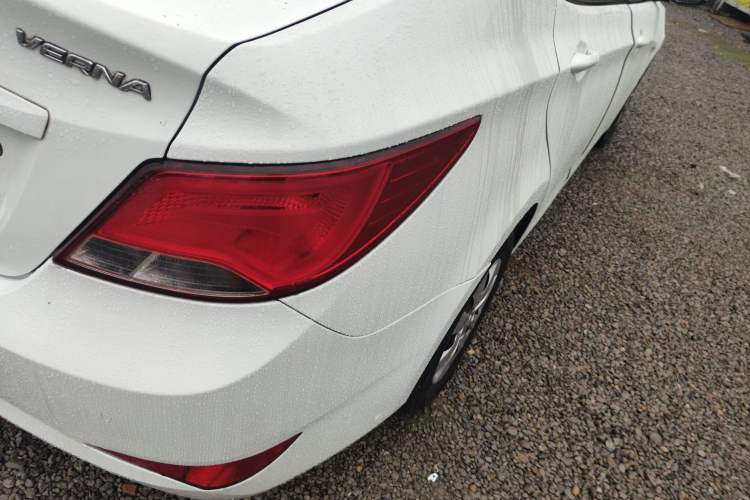 Used Hyundai Verna 2016 1.4L Manual Smart GLS Trim
