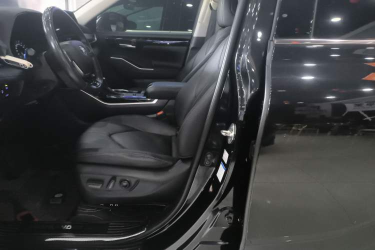 Used Toyota Highlander 2022 Dual-Engine 2.5L Four-Wheel Drive Prestige Version 7 Seats