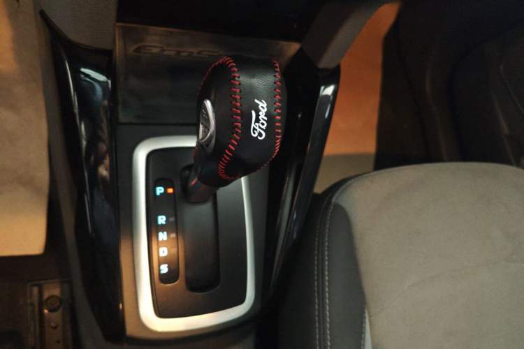 Used Ford EcoSport 2013 1.5L Automatic Fashion Model
