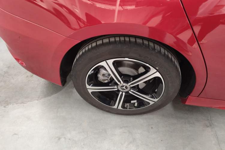 Used Mercedes-Benz A-Class 2022 Revised Version A 200 L Sport Sedan Fashionable Style
