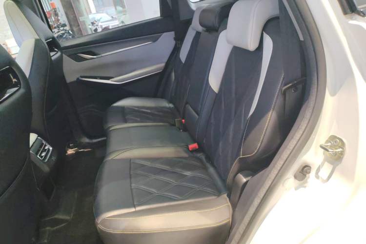 Used Changan CS75 PLUS 2023 3rd Generation 1.5T Automatic Prestige Model
