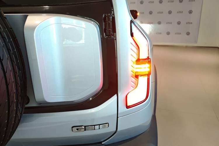 Used  G318 2024 Four-Wheel-Drive Air Suspension Model
