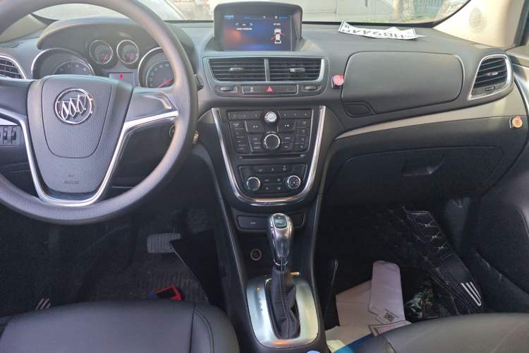 Used Buick Encore 2015 1.4T Automatic Two-Wheel Drive Urban Elite Version
