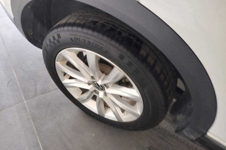 Used Volkswagen T-ROC 2022 280TSI DSG Two-Wheel Drive Elite PLUS
