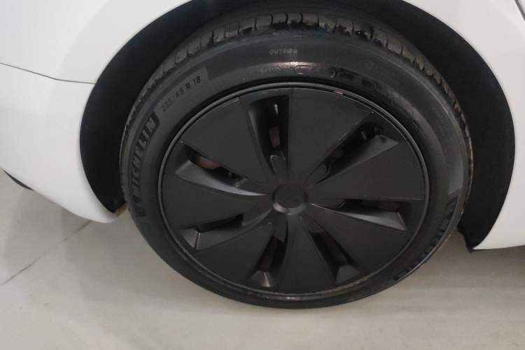 Used Tesla Model 3 2023 Rear-Wheel-Drive Version