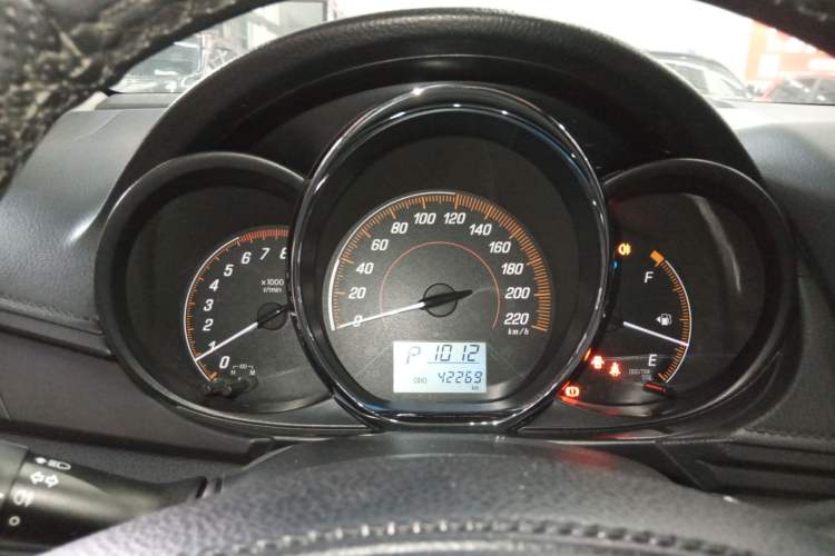 TDK.VehicleDetails.img