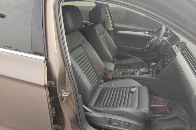 Used Volkswagen Magotan 2019 280TSI DSG Leading Model China VI Standard
