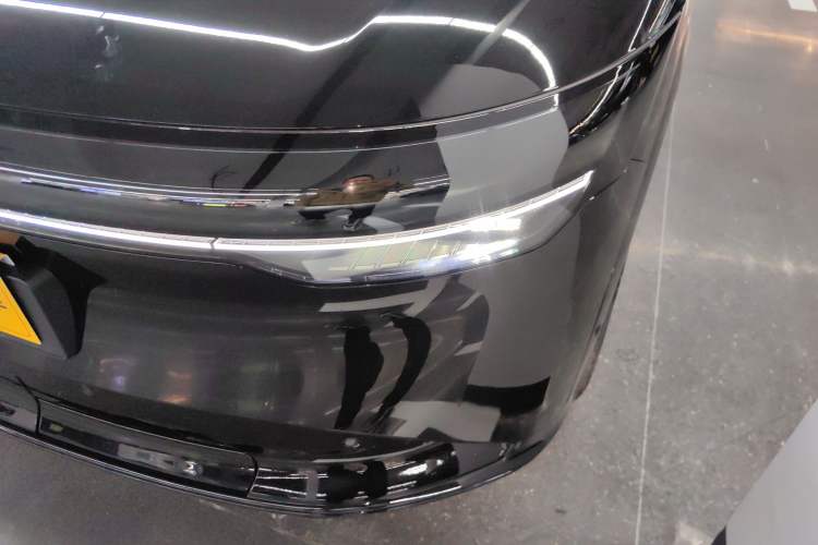 Used Zeekr 7X 2025 100 kWh Long-Range Rear-Wheel Drive with Intelligent Driving Features