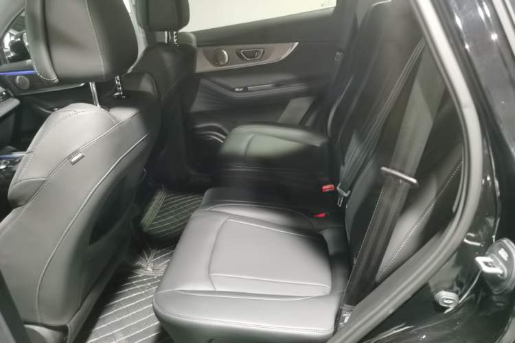 Used Chery Tiggo 8 PRO 2025 290T Two-Wheel-Drive Luxury Edition
