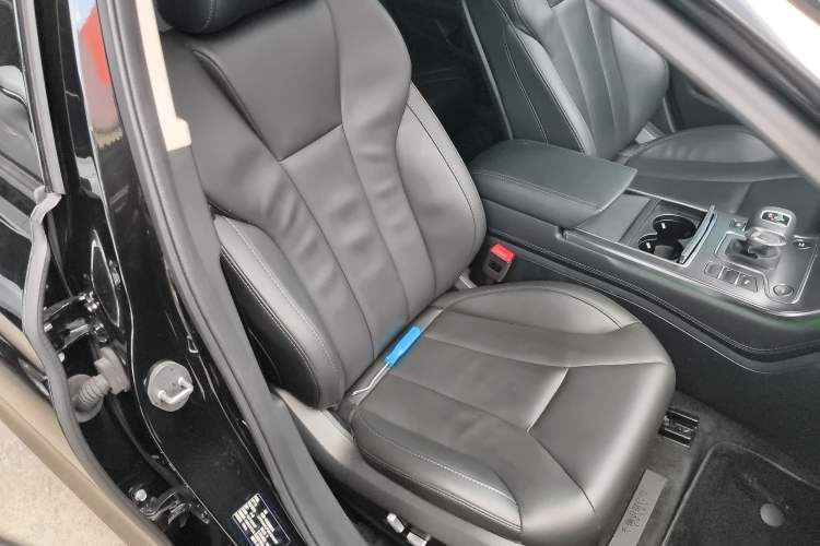 Used Hongqi H5 2022 Classic Model 1.8T Automatic Smart Connect Flagship Edition