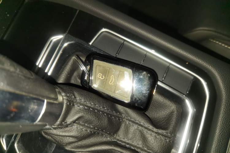 Used Volkswagen Magotan 2020 330TSI DSG Leading Model
