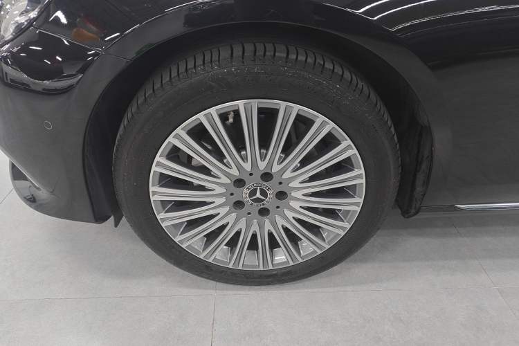 Used Mercedes-Benz E-Class 2020 Facelift E 300 L Stylish Edition
