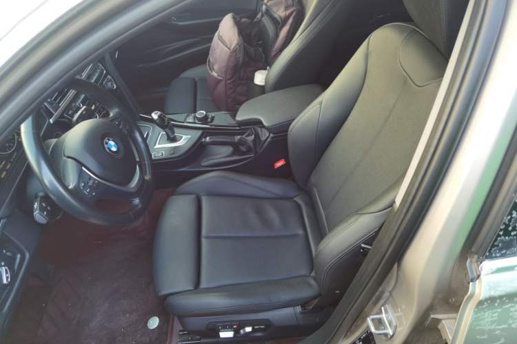 Used BMW 3 Series 2018 320Li Fashion Model
