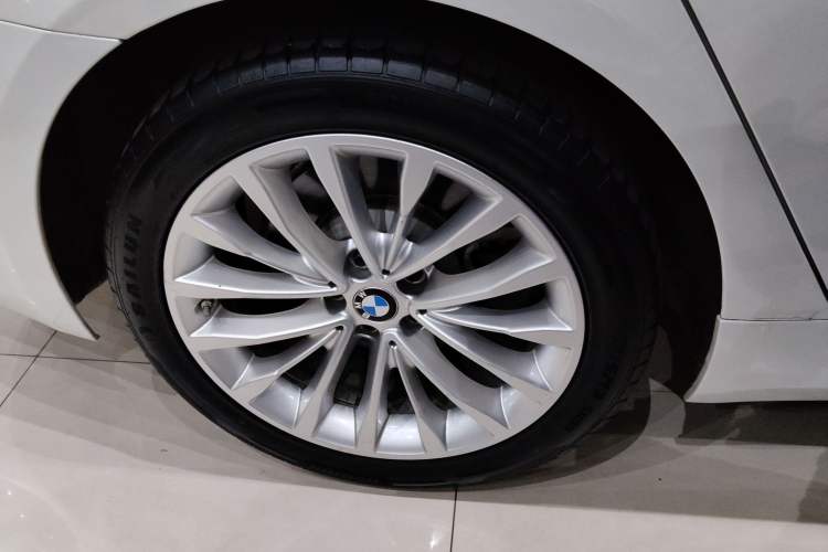 Used BMW 5 Series 2021 525Li Luxury Package
