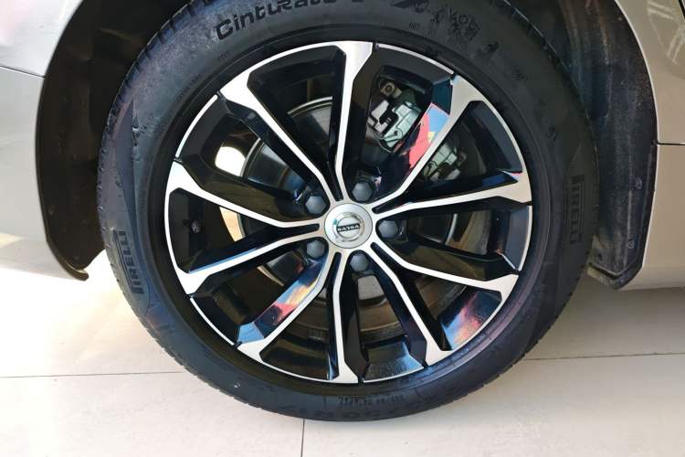 Used Volvo S60 2021 T4 Zhiyi Luxury Edition
