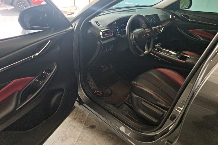 Used Oshan X5 2021 Revised Version 1.5T DCT Luxury Edition
