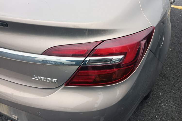 Used Buick Regal 2015 2.0L Leading Fashion Edition
