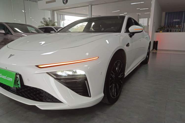 Used NETA S 2022 Extended-Range Version 1160 km Range Rear-Wheel-Drive Compact Edition
