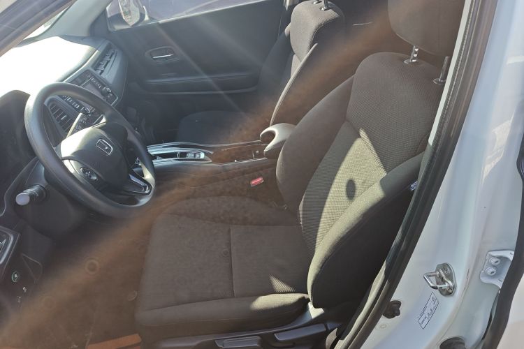 Used Honda Vezel 2015 1.5L CVT two-wheel drive Comfort trim
