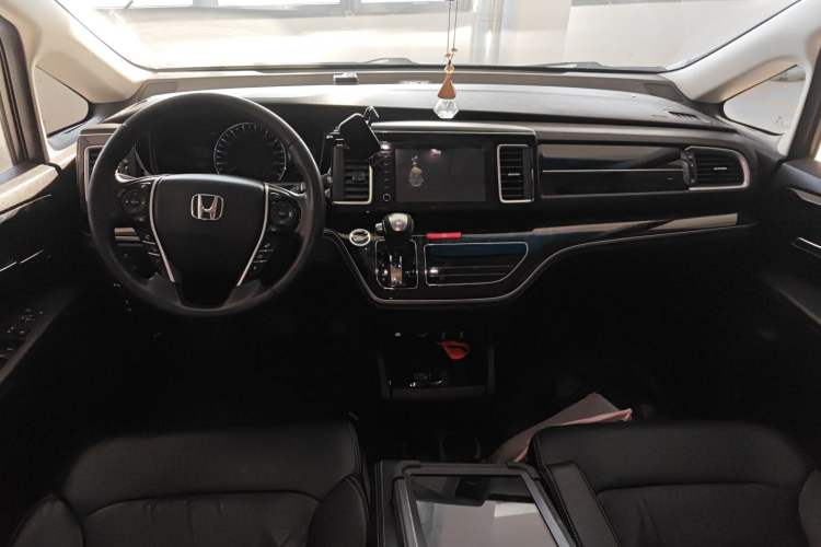 Used Honda Elysion 2019 2.0L Hybrid Supreme Edition