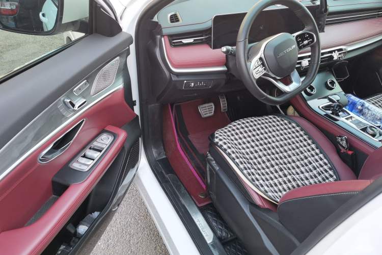 Used JETOUR X70 PLUS 2023 1.6T DCT Stronger PLUS 7-Seater