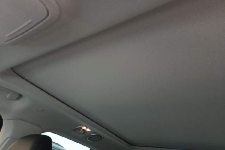 Used Ford Explorer 2024 2.3T EcoBoost Four-Wheel Drive Titanium Edition 6 Seats