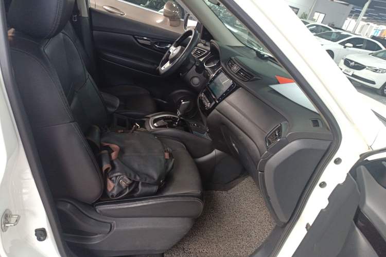 Used Nissan X-Trail 2019 2.0L CVT Smart Connect Comfort Edition 2WD
