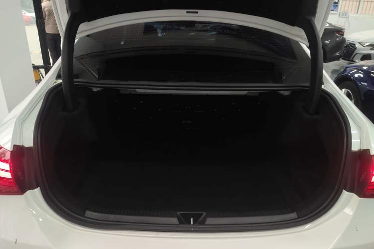 Used Mercedes-Benz A-Class 2023 A 200 L Fashion Model
