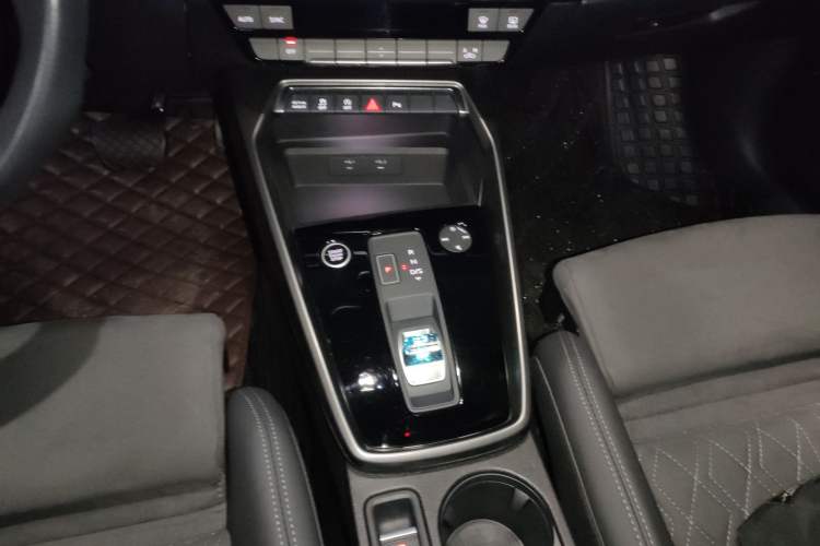 Used Audi A3 2024 A3L Limousine 35 TFSI Luxury Sport Edition
