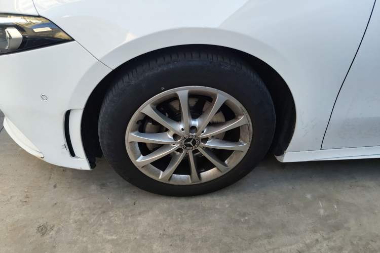 Used Mercedes-Benz A-Class 2020 Restyled A 200 L Sport Sedan Fashion Version
