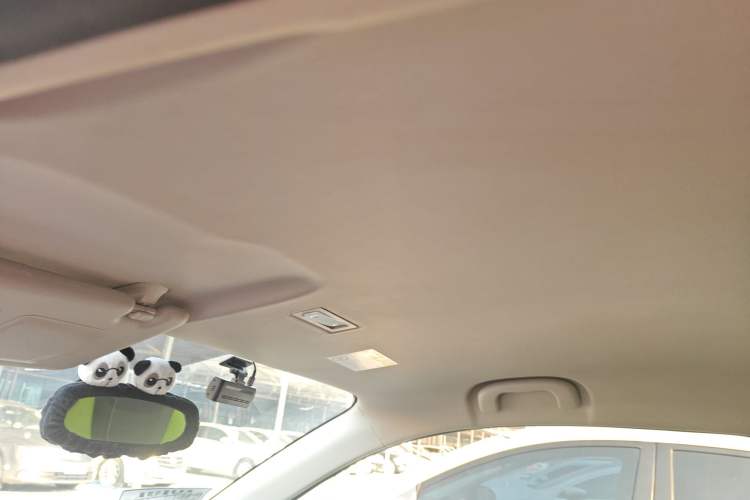 Used Roewe Clever 2021 302km Excellence Edition
