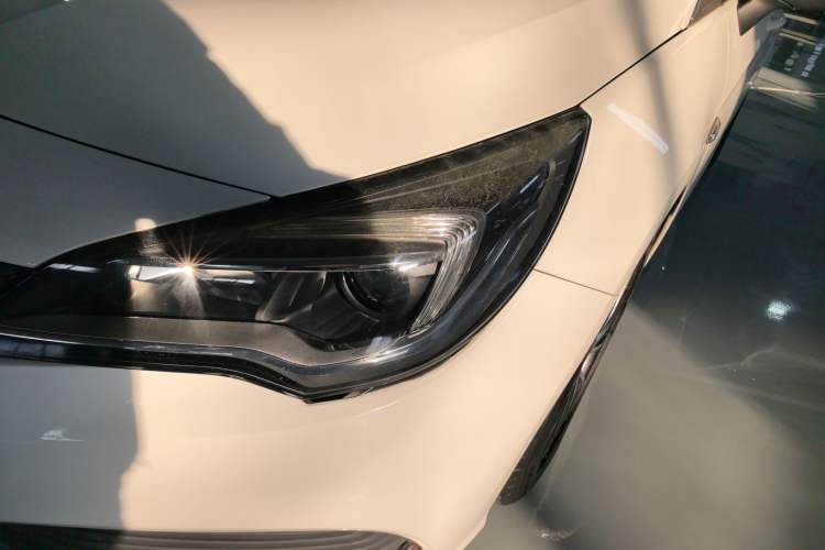 Used Buick Verano 2016 Two-Door GS 20T Dual-Clutch Haoting Sporty Model
