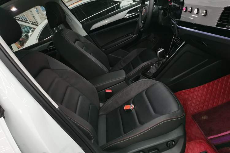 Used Volkswagen Tayron 2022 330TSI Two-Wheel Drive Luxury Smart Connectivity Version