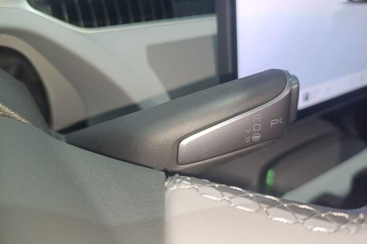 Used XPeng MONA M03 2025 620 Ultra-Long Range Plus
