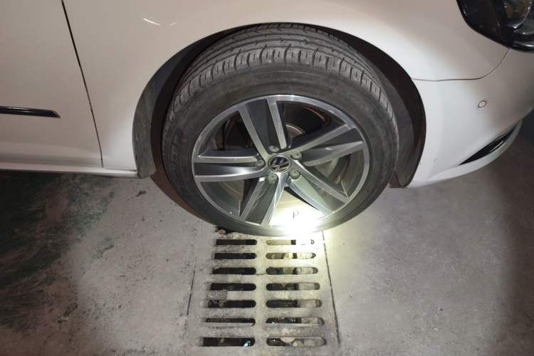 Used Volkswagen FAW-Volkswagen CC 2015 2.0 TSI Luxury Model