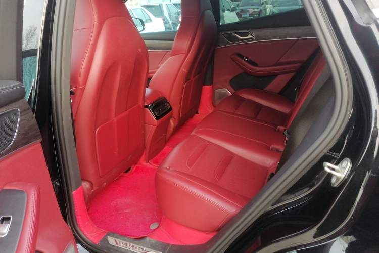 Used  SF5 2021 Four-Wheel Drive Freedom Expedition Edition