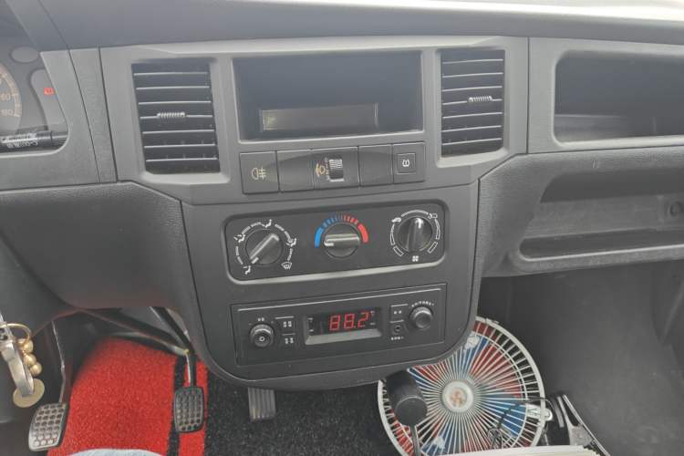 Used Wuling Zhiguang 2020 1.2L Practical Model China VI LSI