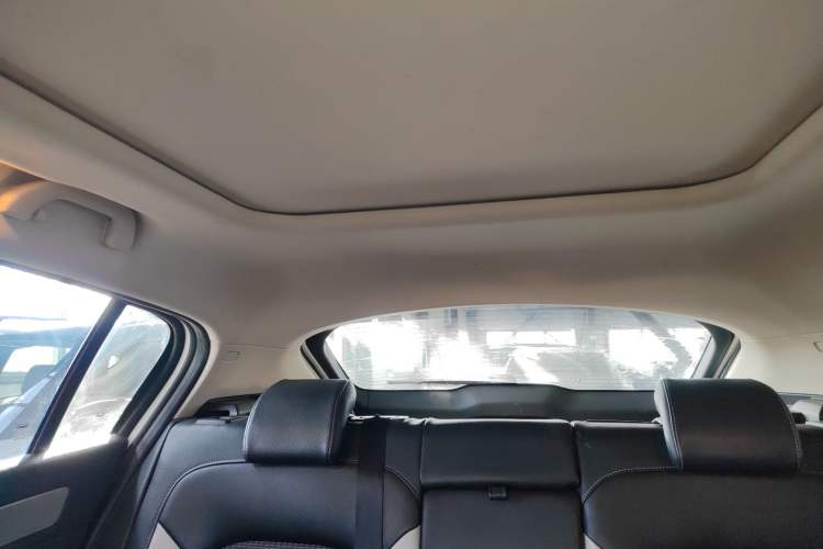 Used Qoros 5 2019 1.6T Automatic Zhiyun Connect (AliOS) Edition Prestige Model
