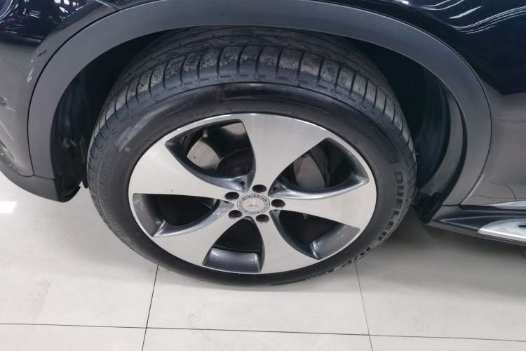 Used Mercedes-Benz GLC 2016 GLC 300 4MATIC Luxury Model
