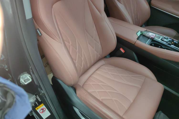 Used Changan CS75 PLUS 2024 3rd Generation Champion Edition 1.5T Intelligent Drive Dynamic Model