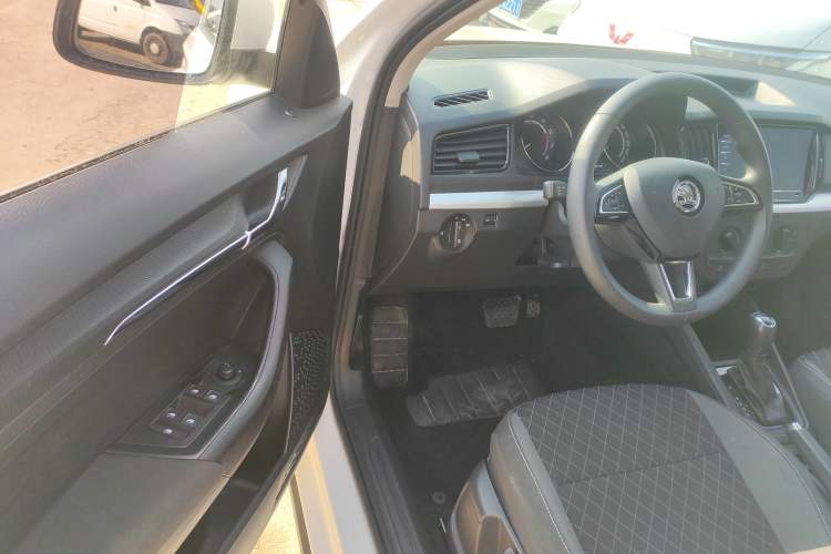 Used Skoda Kamiq 2020 1.5L Automatic Standard Edition
